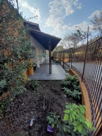 Imagem Casa à venda, 4 quartos, 1 suíte, 4 vagas, São Geraldo - Santa Luzia/MG