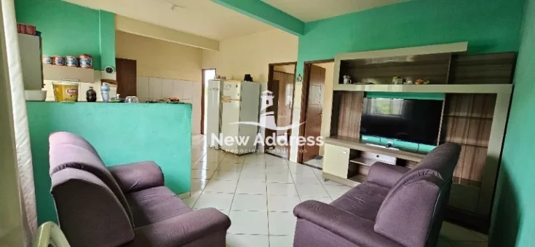 Imagem Viva em uma chácara a apenas 5 minutos do centro de Cariacica! Esta propriedade oferece uma casa espaçosa de 180 m² com terraço.