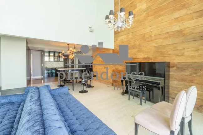 Imagem Apartamento luxuoso com 3 sui­tes e 4 vagas, 250m²
