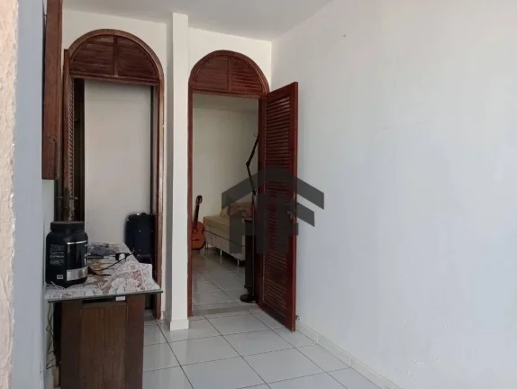 Imagem Casa à venda, com 3 quartos sendo 2 suites, com edícula, localizada no Janga, Paulista - PE.