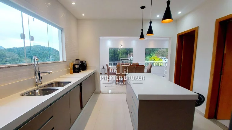 Imagem Casa à venda, 223 m² por R$ 1.400.000,00 - Albuquerque - Teresópolis/RJ