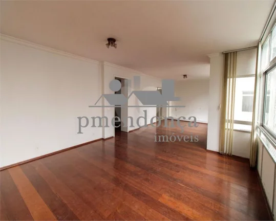 Imagem Apartamento em Higienópolis com 3 quartos, (1 suite) e 2 vagas, 210 m2