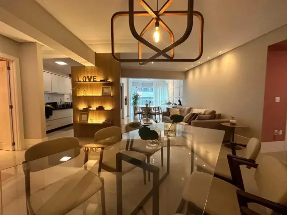 Imagem Apartamento finamente mobiliado com 3 suítes e 2 vagas de garagem no Centro Balneário Camboriú