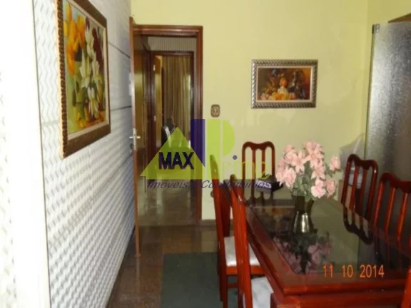 Imagem Imperdível: Casa de 4 quartos no Tatuapé, São Paulo-SP, com 450m² e 4 vagas de garagem!