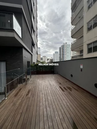 Imagem Apartamento novo á venda com 3 suítes, 3 vagas localizado no bairro Pioneiros em Balneário Camboriú
