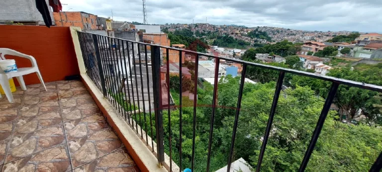 Imagem Imperdível oportunidade: Casa à venda em Franco da Rocha-SP, Centro. 3 quartos, 1 suíte, 1 sala, 2 vagas, 166,30m².