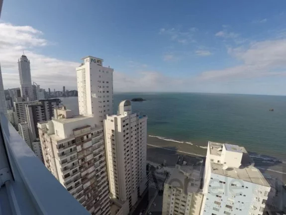 Imagem Apartamento Quadra Mar para Venda em Balneário Camboriú / SC no bairro Centro