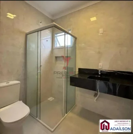 Imagem Casa com 3 Quartos e 2 banheiros à Venda, 116 m² por R$ 749.900