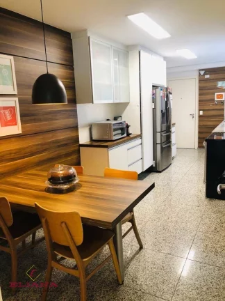 Foto do imóvel: Apartamento com 4 quartos, 172m² em São Paulo, Perdizes