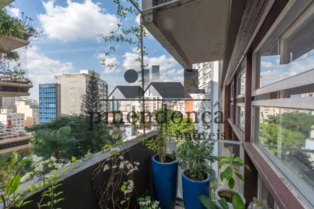 Imagem Apartamento com 150m² em Higienópolis, 3 quartos (1 suíte) e 1 vaga.