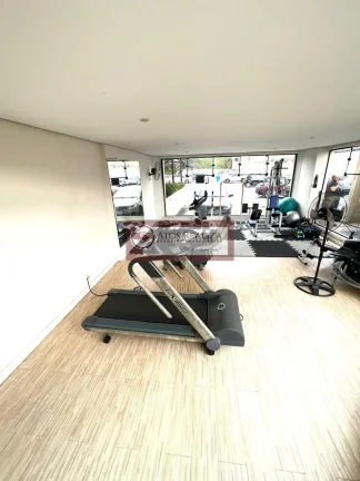 Imagem Apartamento com valor em oportunidade a venda na vila Santa Catarina. Vendo Apartamento de 68m², com 3 Dormitorios, Sacada e 1 vaga de garagem, condômino com lazer completo como, Academia, Piscina, 2 salões de festas, Àrea gourmet com churrasqueira, brinq