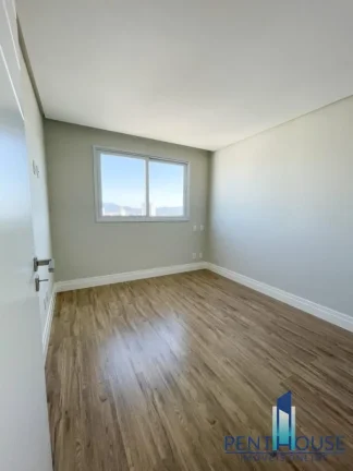Imagem Apartamento Quadra Mar para Venda em Balneário Camboriú, CENTRO, 4 dormitórios, 2 suítes, 4 banheiros, 3 vagas