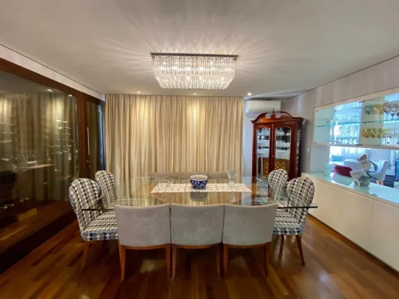 Imagem Cobertura 248 M², 3Q, 3 suítes, 4 banheiros, 3 vagas, sauna, piscina, churrasqueira, adega, gazebo, gerador, closet, lareira.