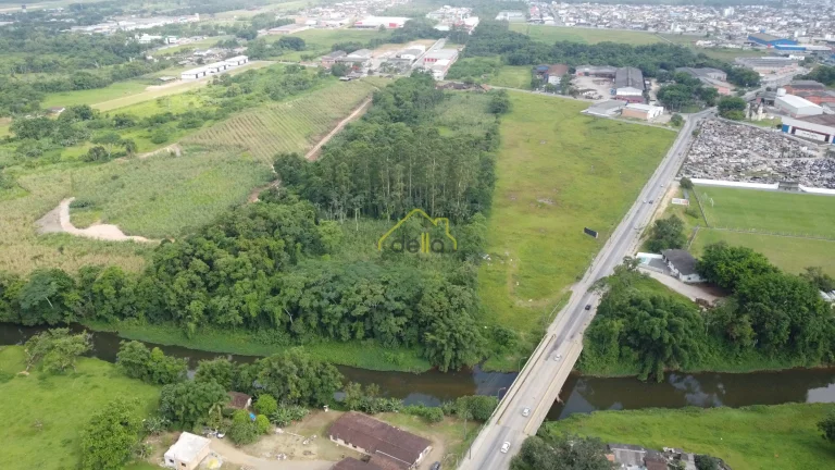 Imagem Terreno na região Industrial Norte com 43.000m2 para construção de Galpão localizado próximo do Aeroporto e Avenida Santos Dumond !