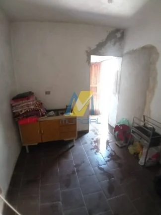 Imagem Imóvel com suíte e estrutura para 2 moradias independentes