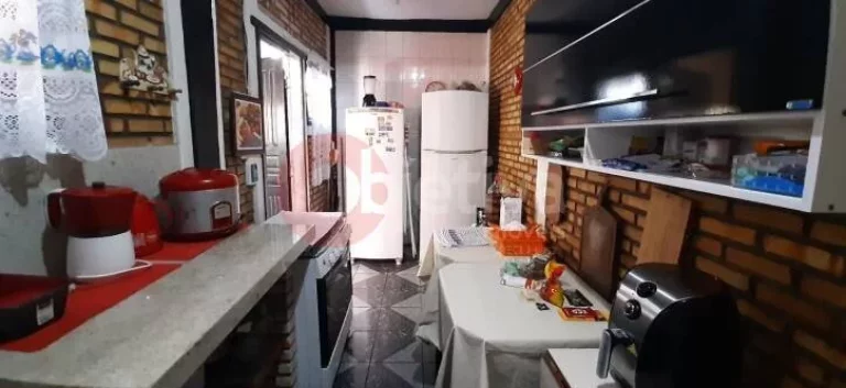 Imagem Casa com 3 dormitórios à venda, 100 m² por R$ 420.000,00 - Peró - Cabo Frio/RJ