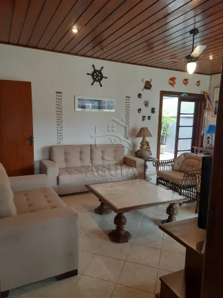 Imagem Linda casa no condomínio Pedra Verde a 150 metros da praia do Lázaro em Ubatuba!