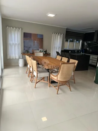 Imagem Casa à venda e locação em Alphaville com 5 quartos e 4 vagas 340m² por R$ 4.200.000,00 Gênesis I - Santana de Parnaíba/SP