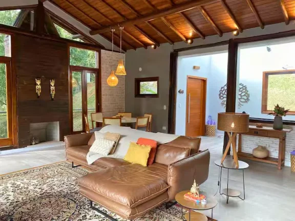 Imagem Refúgio das Araucárias | Design e silêncio na Mantiqueira