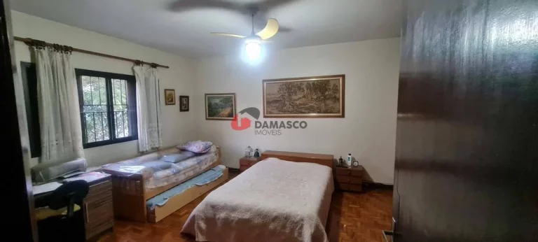 Imagem Sobrado à venda 3 Quartos, 5 Vagas, 293M², Cerâmica, São Caetano do Sul - SP