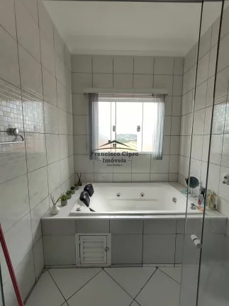 Imagem Casa à venda no bairro Santa Luzia - Guaratinguetá/SP