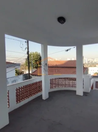 Imagem São 2 imóveis, um sobre o outro, exatamente iguais, cada um com 2 dormitórios, sala, varanda, coz...