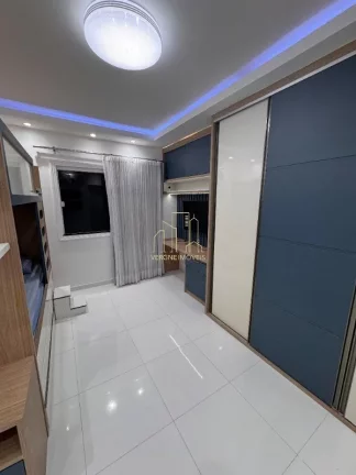 Imagem Excelente casa em condomínio fechado com três suítes espaço gourmet a venda em Buraquinho