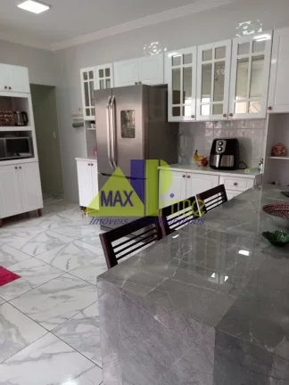 Imagem Excelente oportunidade de investimento: Casa à venda em São Paulo-SP, Cangaíba, 6 quartos, 2 salas, 3 banheiros, 233m²!