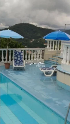 Imagem Casa com 4 dormitórios à venda, 242 m² por R$ 850.000,00 - Fazendinha - Teresópolis/RJ