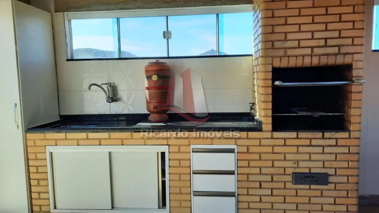 Imagem Casa Triplex c/ 3 Quartos ... Vaga de Estacionamento.
