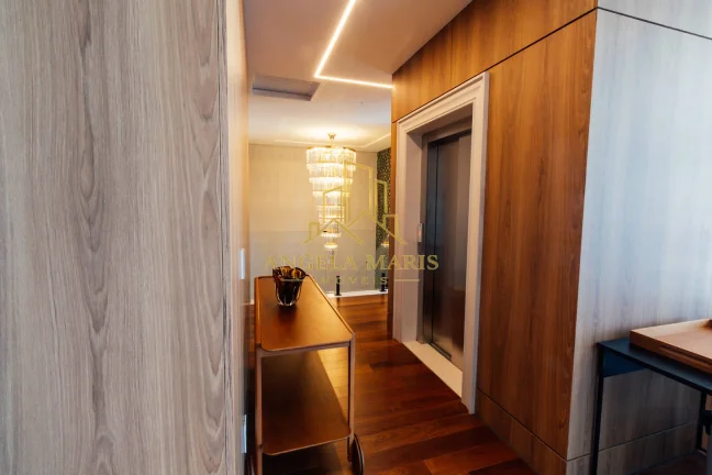 Imagem Casa Sobrado, Alto Padrão, 6 dormitórios ( 6 suítes), 6 vagas, Chácara Serimbura, Sjc.