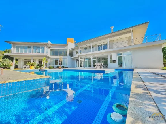 Imagem Casa à Venda em condomínio fechado de 1000m2 com4 quartos e Piscina em Jundiaí SP
