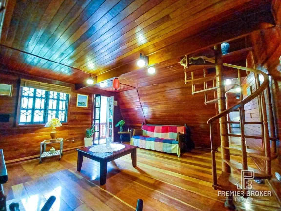 Imagem Casa à venda, 137 m² por R$ 780.000,00 - Cascata dos Amores - Teresópolis/RJ