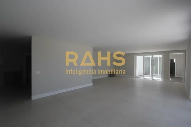 Imagem Buscando aquela cobertura nova com 4 suítes e 4 vagas de garagem? Essa é uma excelente opção par...