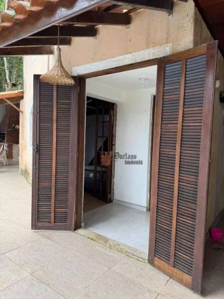 Imagem Casa com 5 dormitórios à venda, 200 m² por R$ 750.000,00 - Perequê-Mirim - Ubatuba/SP