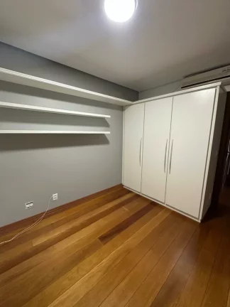 Imagem Casa à venda no bairro Tristeza - Porto Alegre/RS