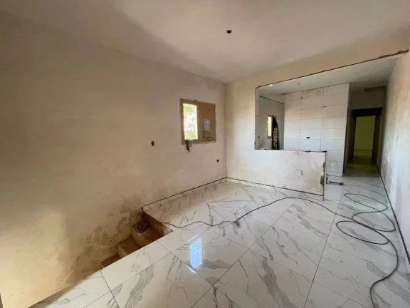 Imagem Casa com 2 dormitórios à venda, 63 m² por R$ 385.000 - Mirim - Praia Grande/SP