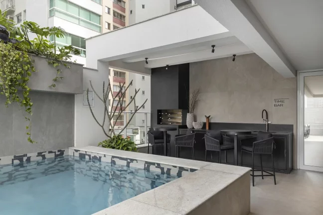 Imagem Cobertura com 4 dormitórios à venda sendo 4 suítes, 379.35 m² por - R$ 10.250.000,00 - Centro - Bal. Camboriú/SC
