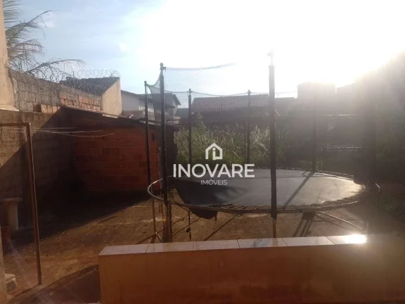 Imagem Casa com 2 dormitórios à venda, 90 m² por R$ 290.000,00 - Setor Nossa Senhora da Saúde - Itumbiara/GO