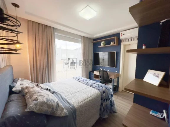 Imagem Belíssima casa com 4 Suítes e 4 vagas no Caledonia