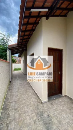 Imagem Oportunidade, Casa c/2 Dormitórios, Tropical, R$ 250.000,00