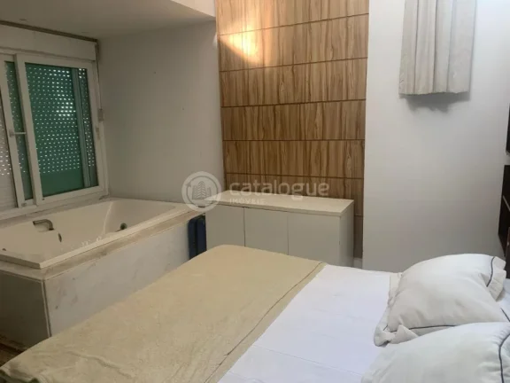 Imagem Linda Casa no Cond. Padre Monte com 5 suites