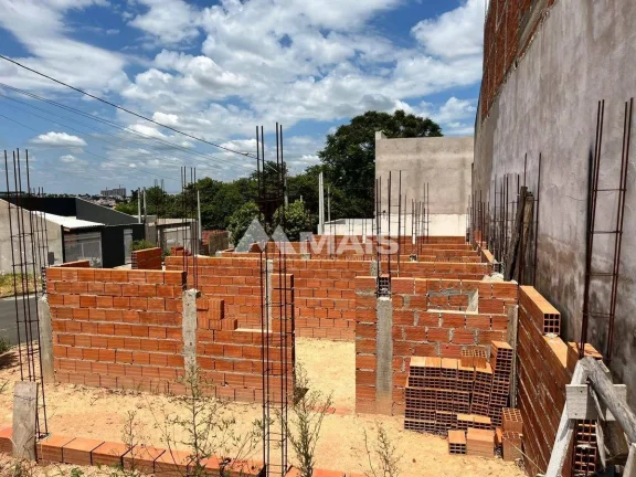 Imagem Terreno à venda, 207,62 m² com projeto assinado e obra avançada por R$ 220.000,00 - Vila dos Eucaliptos - Salto-SP