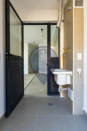 Imagem Apartamento à venda em São Paulo-SP na Vila Mariana: 2 quartos, 1 suíte, 2 salas, 2 banheiros, 1 vaga, 68m². Imperdível!