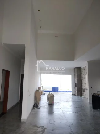 Imagem Casa em Condomínio à venda em Alphaville Nova Esplanada com 243m² 3 suítes, 4 vagas