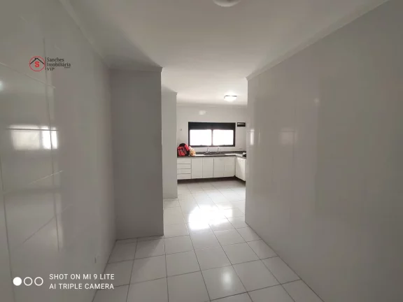 Imagem Apartamento a venda na Mooca, 3 dormitórios, 2 vagas de garagem e depósito, 156 metros.