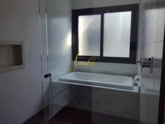 Imagem Belíssima Sobrado no Condomínio Enseada!Cmposto por 05 suítes piscina
