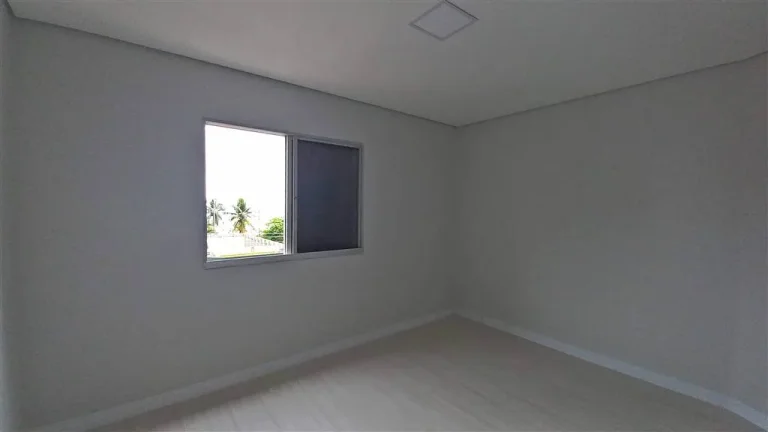 Imagem APARTAMENTO COM 48 m² - FORTE - PRAIA GRANDE SP