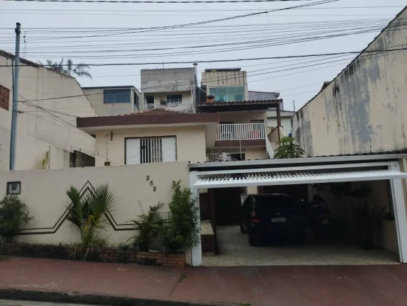 Imagem Casa 145 Metros com 3 Dormitorios 2 vagas de Garagens