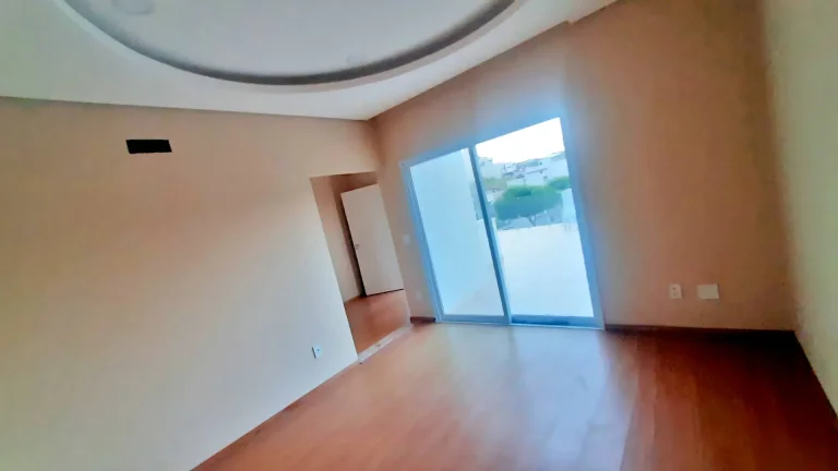 Imagem Casa icônica de alto padrão no condomínio Villa Real - Bragança Paulista